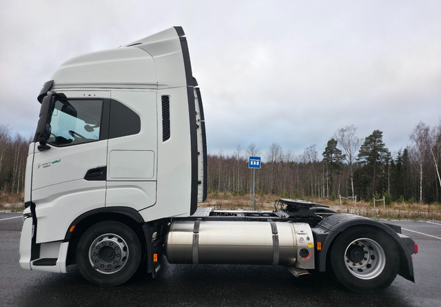 IvecoS-Way 460 4x2 LNG / LBG - Tractor truck: picture 2 IvecoS-Way 460 4x2 LNG / LBG - Tractor truck: picture 2