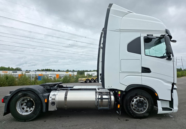 IvecoS-Way 460 4x2 LNG / LBG - Tractor truck: picture 5 IvecoS-Way 460 4x2 LNG / LBG - Tractor truck: picture 5