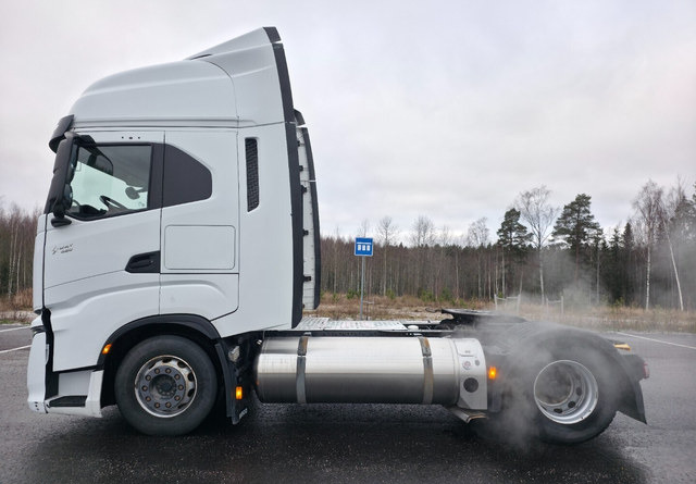 IvecoS-Way 460 4x2 LNG / LBG - Tractor truck: picture 2 IvecoS-Way 460 4x2 LNG / LBG - Tractor truck: picture 2
