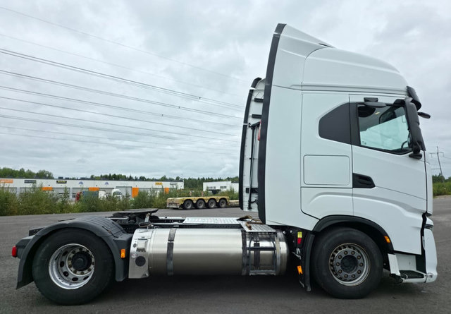 IvecoS-Way 460 4x2 LNG / LBG - Tractor truck: picture 5 IvecoS-Way 460 4x2 LNG / LBG - Tractor truck: picture 5