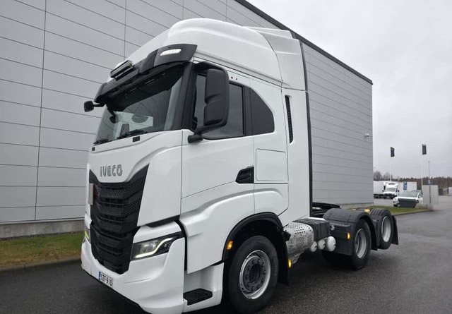 IvecoS-Way 480 6x2 Hieno! - Tractor truck: picture 1 IvecoS-Way 480 6x2 Hieno! - Tractor truck: picture 1