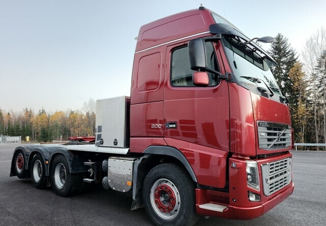 Volvo FH16 600 8x4 - Tractor truck: picture 5 Volvo FH16 600 8x4 - Tractor truck: picture 5