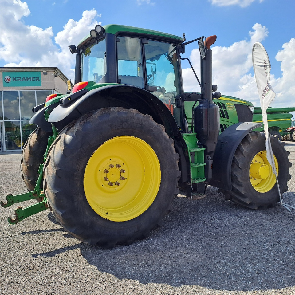 JOHN DEERE 6195M - Farm tractor: picture 3 JOHN DEERE 6195M - Farm tractor: picture 3