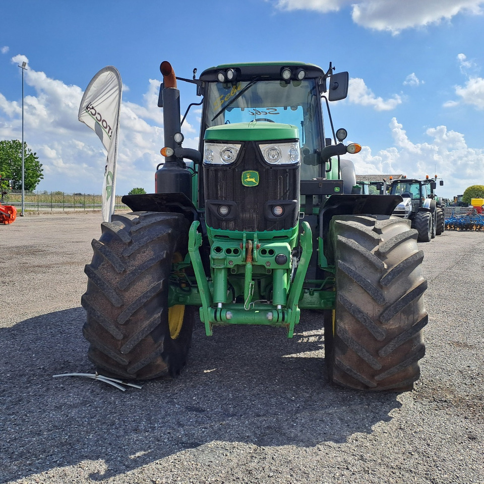JOHN DEERE 6195M - Farm tractor: picture 2 JOHN DEERE 6195M - Farm tractor: picture 2