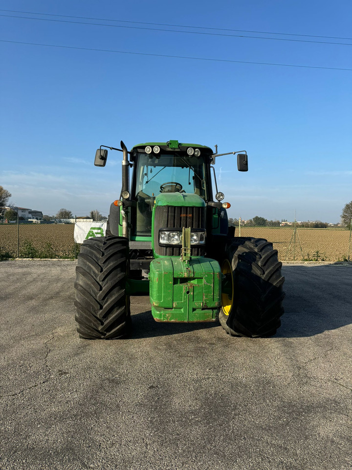 JOHN DEERE 6920 Premium - Farm tractor: picture 3 JOHN DEERE 6920 Premium - Farm tractor: picture 3