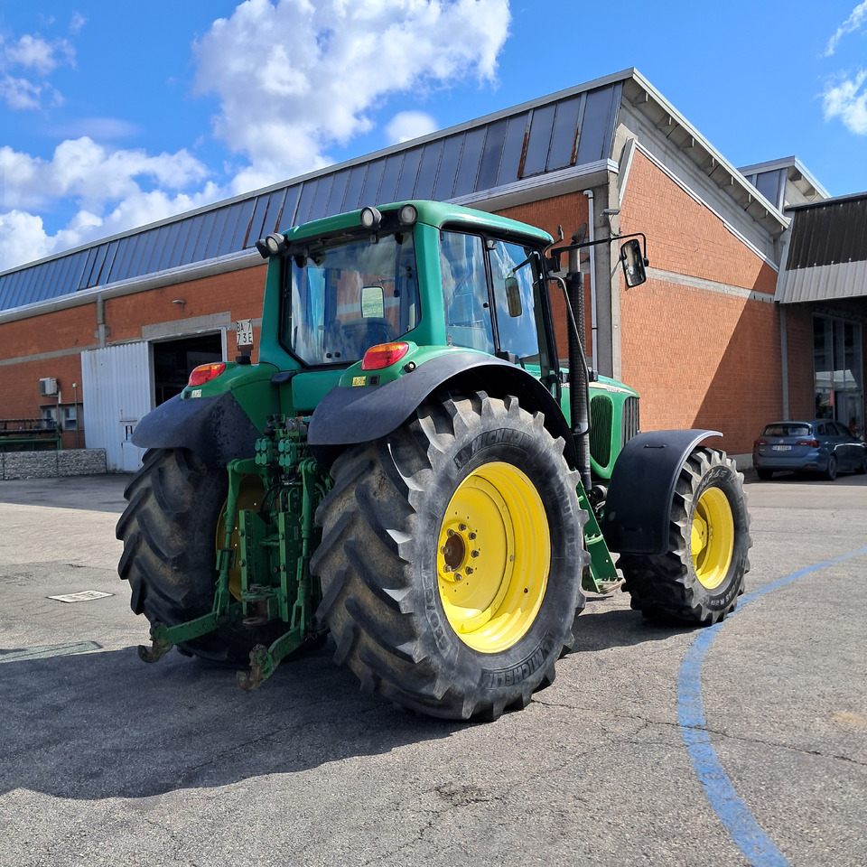 JOHN DEERE 6920S - Farm tractor: picture 5 JOHN DEERE 6920S - Farm tractor: picture 5