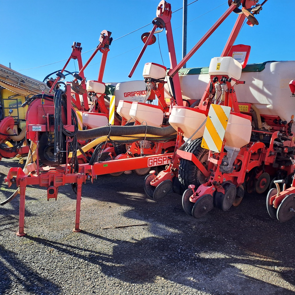 SEMINATRICE GASPARDO RENATA 8 ROWS (FILE) - Precision sowing machine: picture 3 SEMINATRICE GASPARDO RENATA 8 ROWS (FILE) - Precision sowing machine: picture 3