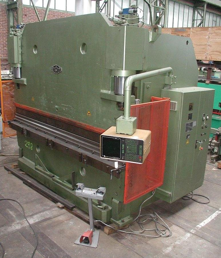 CNC-Abkantpresse EHT - Press brake: picture 2 CNC-Abkantpresse EHT - Press brake: picture 2
