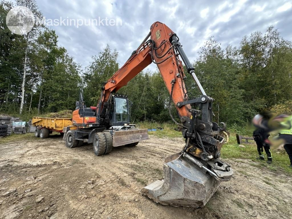 Doosan DX 170 W - Wheel excavator: picture 3 Doosan DX 170 W - Wheel excavator: picture 3