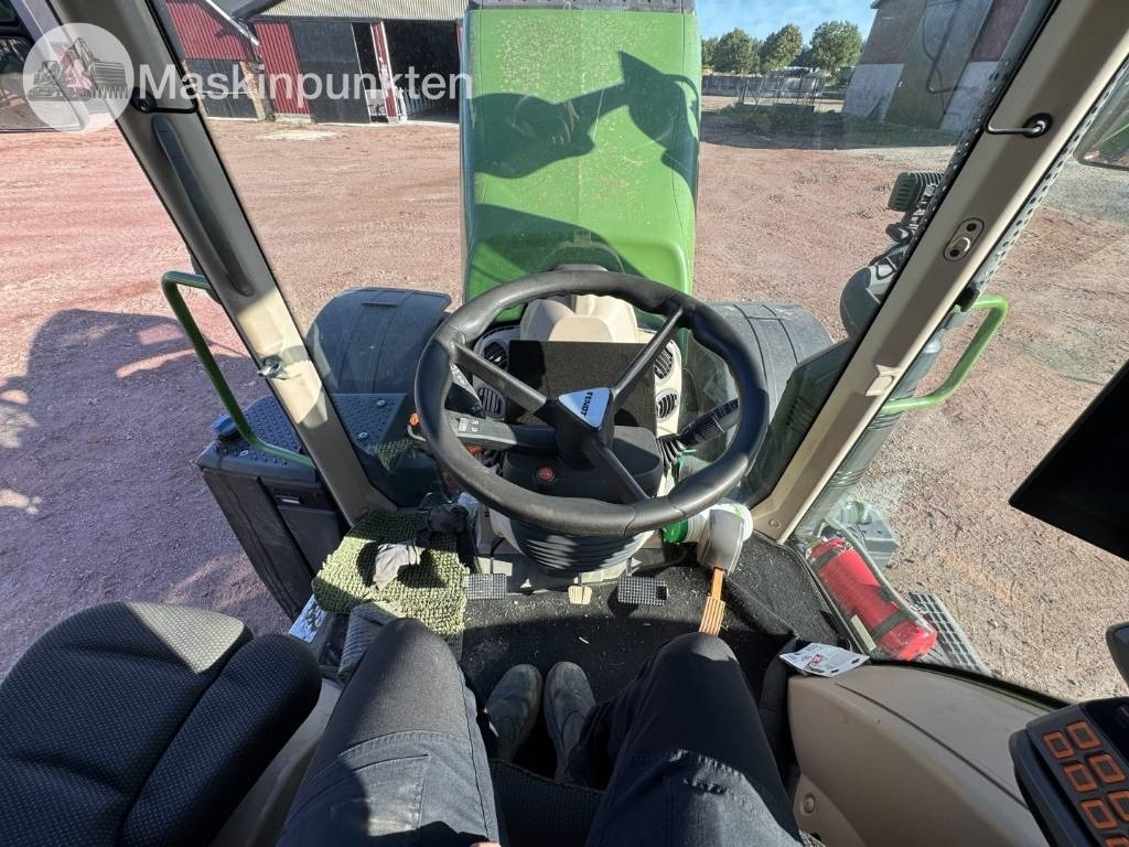 Farm tractor Fendt 724 Vario: picture 36