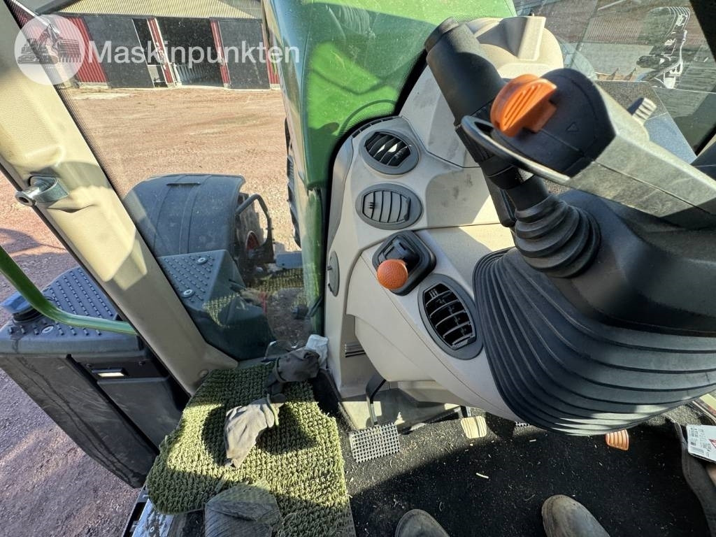 Farm tractor Fendt 724 Vario: picture 39