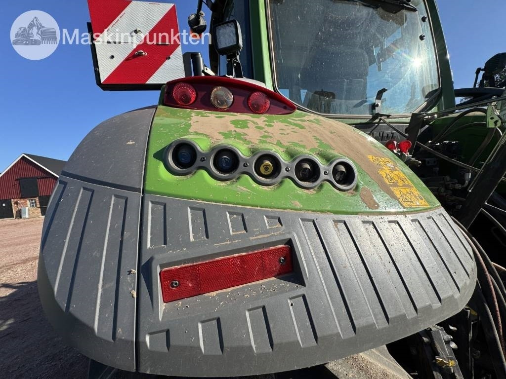 Farm tractor Fendt 724 Vario: picture 25