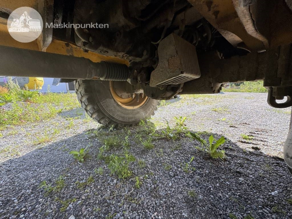 Wheel loader JCB 413 K: picture 10