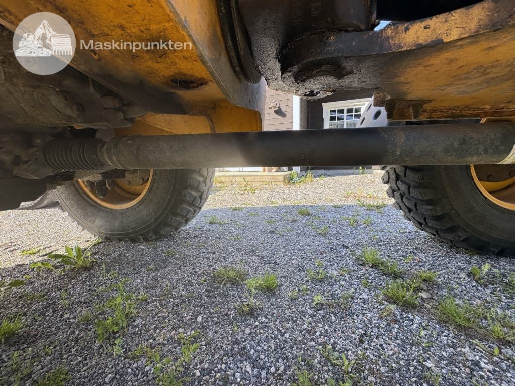 Wheel loader JCB 413 K: picture 26
