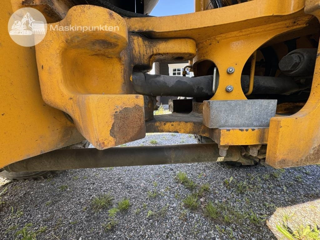 Wheel loader JCB 413 K: picture 28