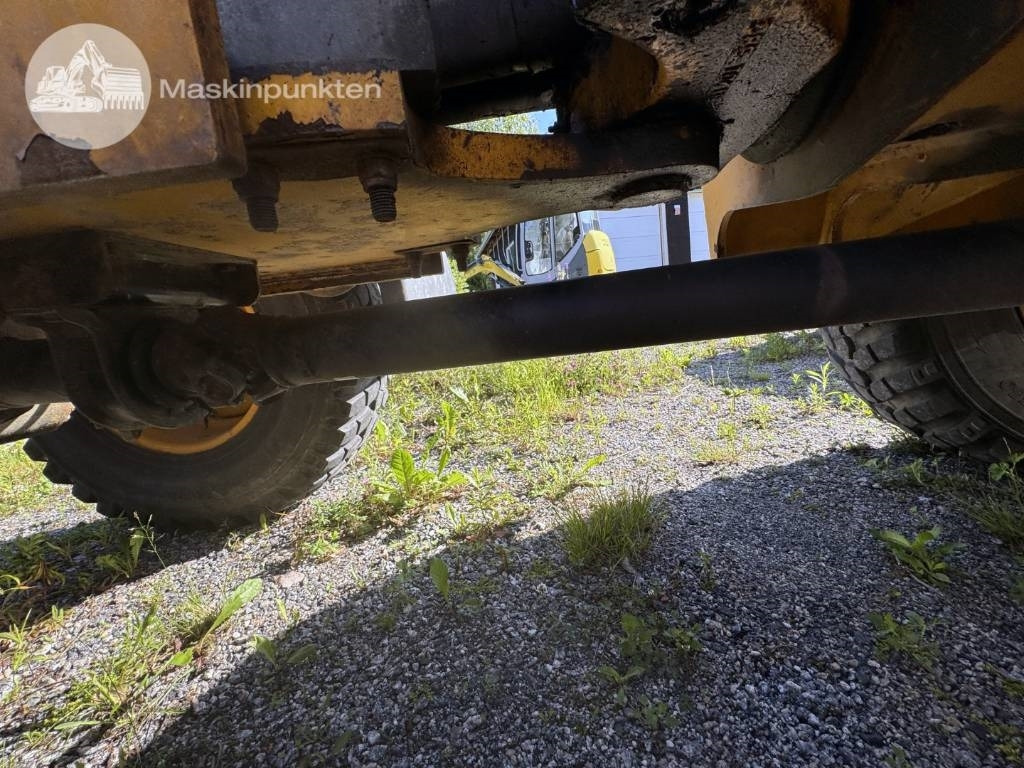 Wheel loader JCB 413 K: picture 9