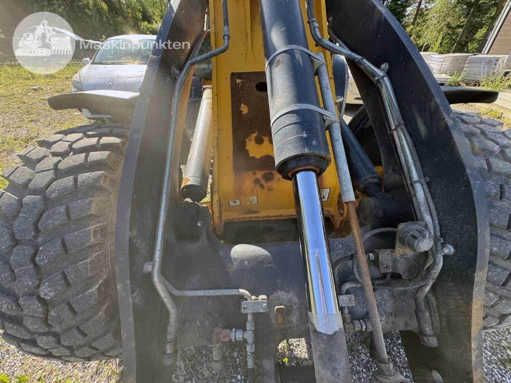 Wheel loader JCB 413 K: picture 39