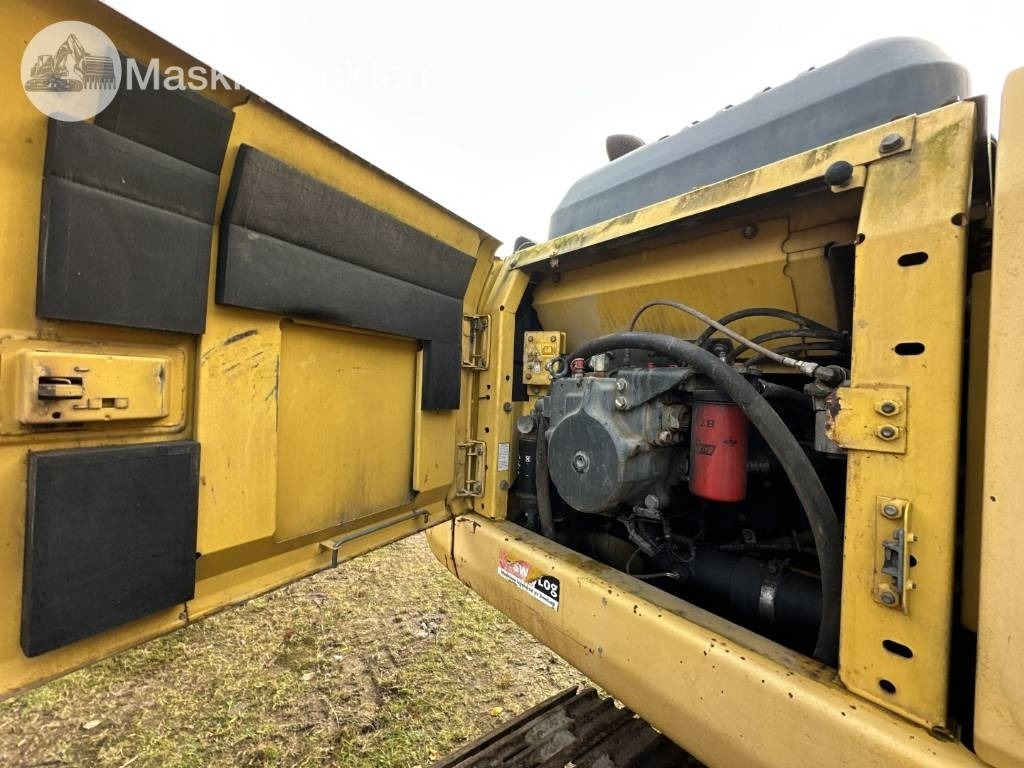 Crawler excavator Komatsu PC 210 LC-8: picture 9 Crawler excavator Komatsu PC 210 LC-8: picture 9