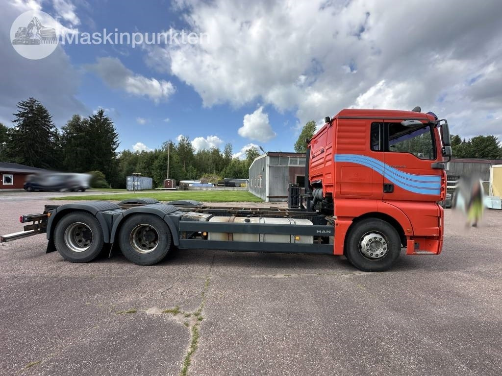 MAN TGX 28.530 LAXO - Cab chassis truck: picture 4 MAN TGX 28.530 LAXO - Cab chassis truck: picture 4