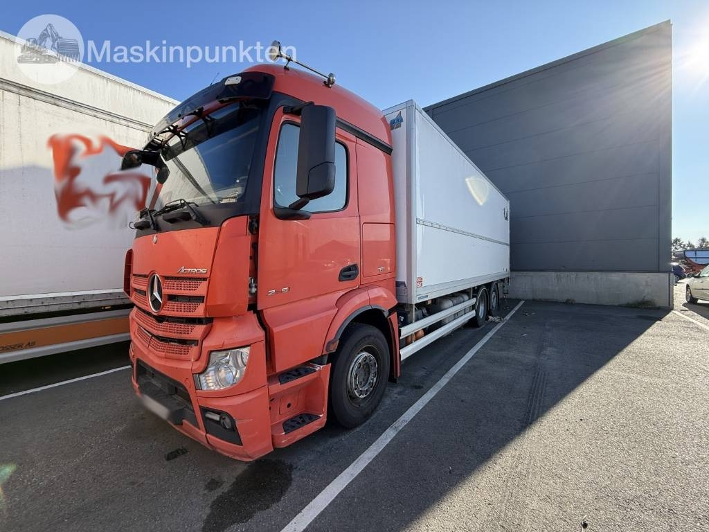 Mercedes-Benz Actros 2551 - Refrigerator truck: picture 1 Mercedes-Benz Actros 2551 - Refrigerator truck: picture 1