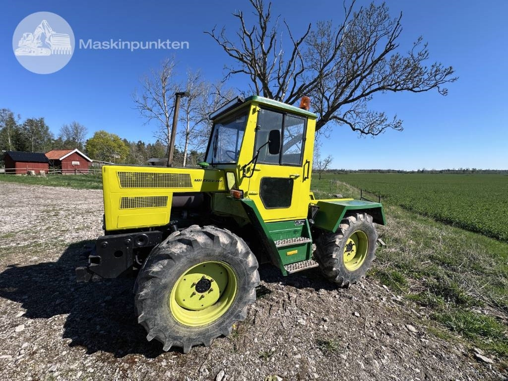 Mercedes-Benz MB Trac 700 - Farm tractor: picture 2 Mercedes-Benz MB Trac 700 - Farm tractor: picture 2