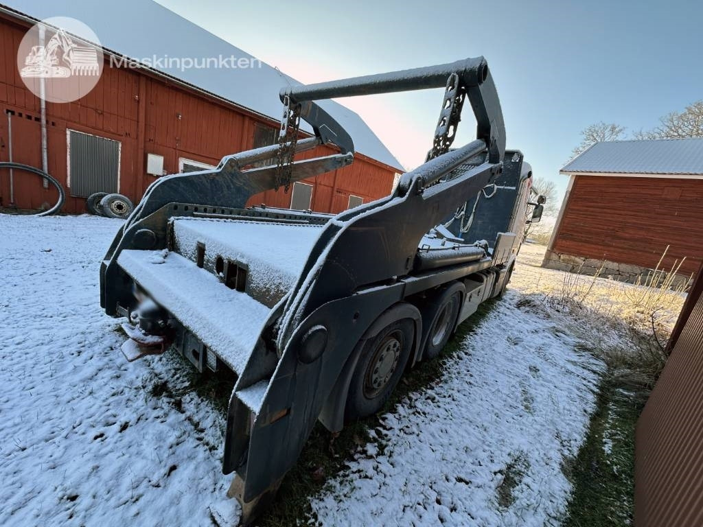 Scania R 420 LB - Skip loader truck: picture 5 Scania R 420 LB - Skip loader truck: picture 5