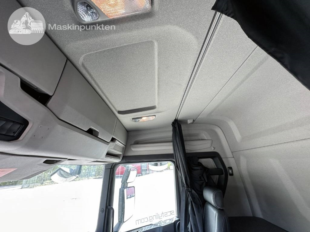 Box truck Scania R 520: picture 18