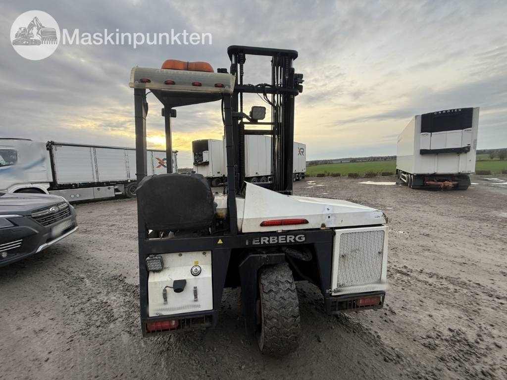 Terberg TKI-M 3x3 Truck - Diesel forklift: picture 4 Terberg TKI-M 3x3 Truck - Diesel forklift: picture 4
