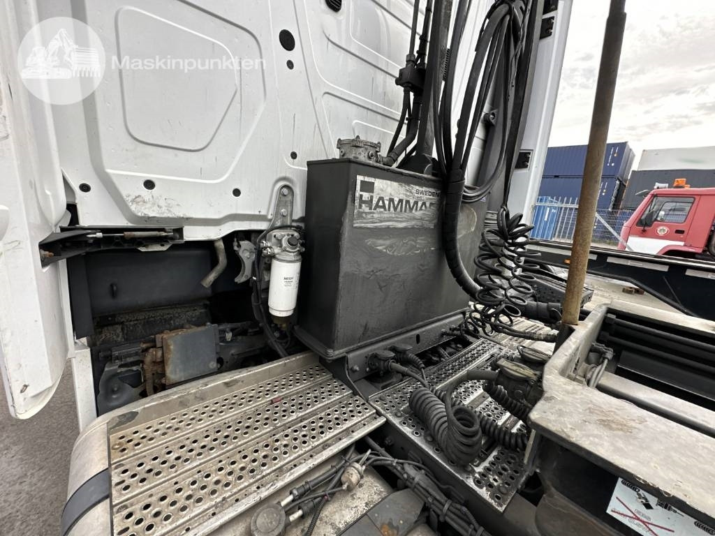 Tractor truck Mercedes-Benz Actros 2746 Puscher: picture 25