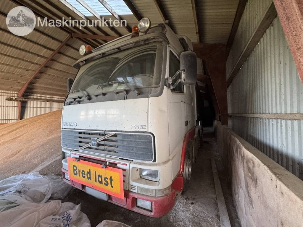 Volvo FH 12 - Tractor truck: picture 1 Volvo FH 12 - Tractor truck: picture 1