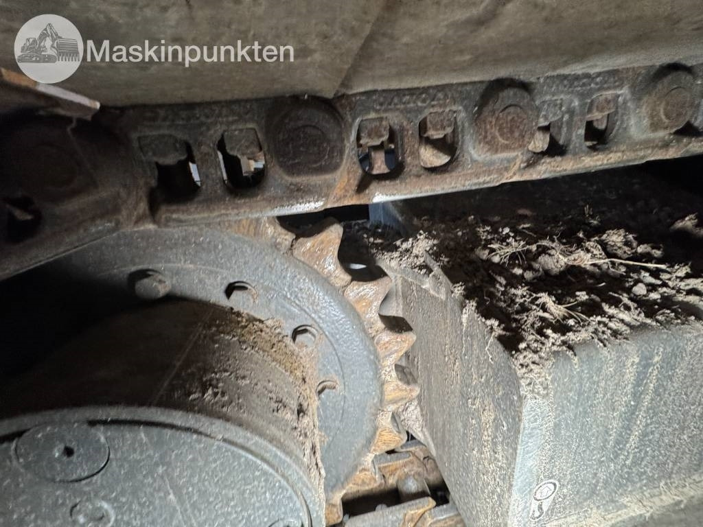 Mini excavator Volvo ECR 88 D: picture 16