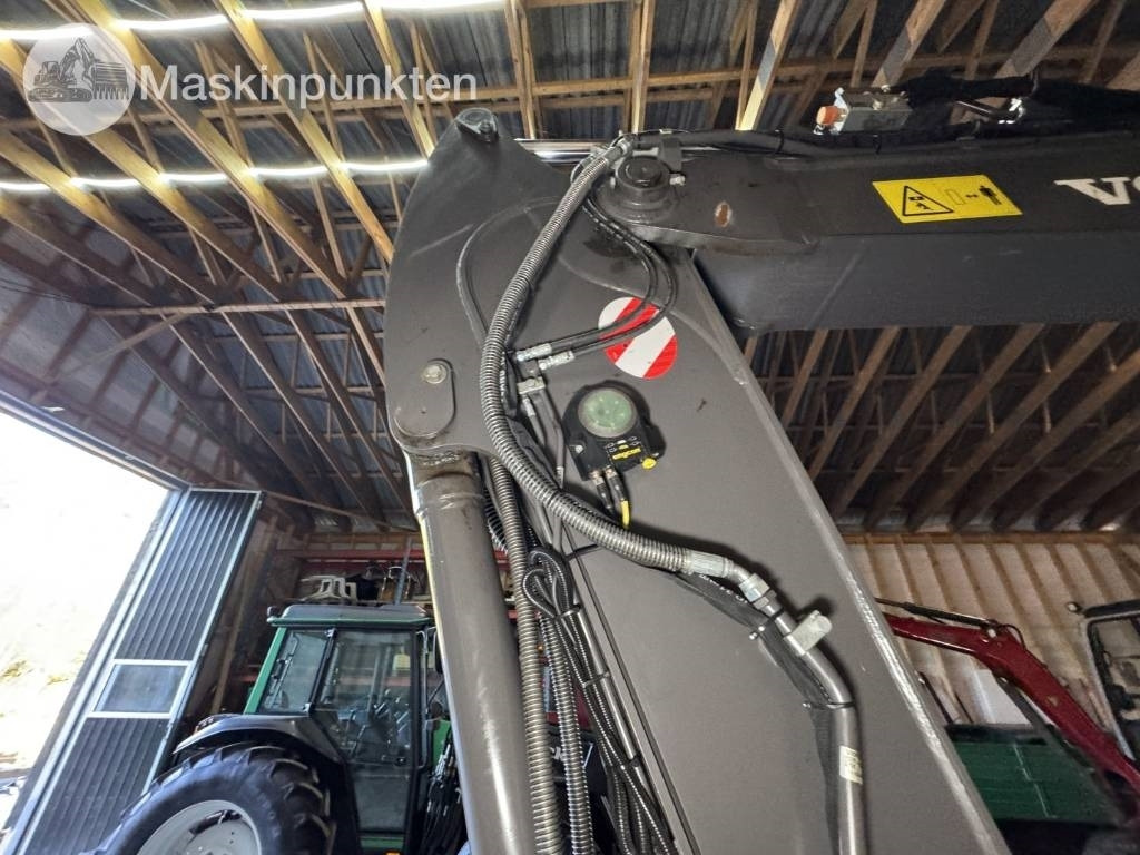 Mini excavator Volvo ECR 88 D: picture 35