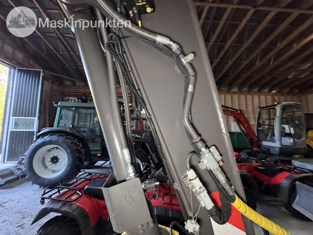 Mini excavator Volvo ECR 88 D: picture 34