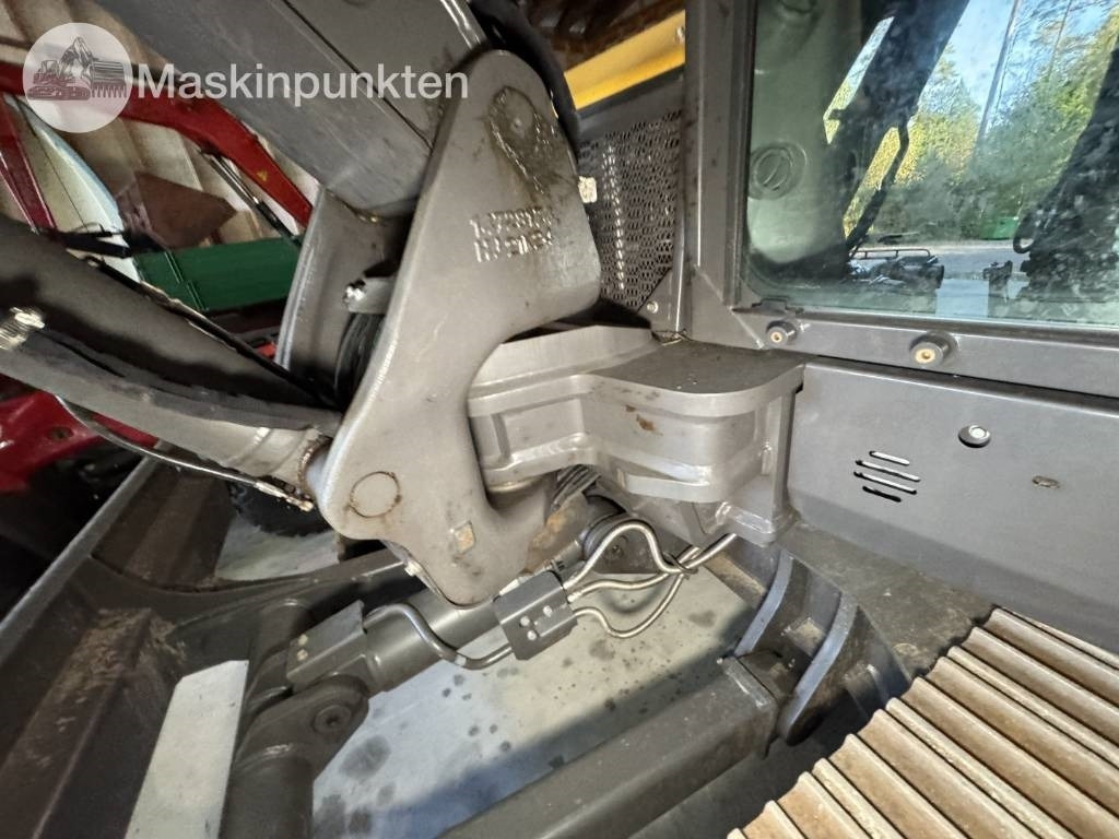 Mini excavator Volvo ECR 88 D: picture 39