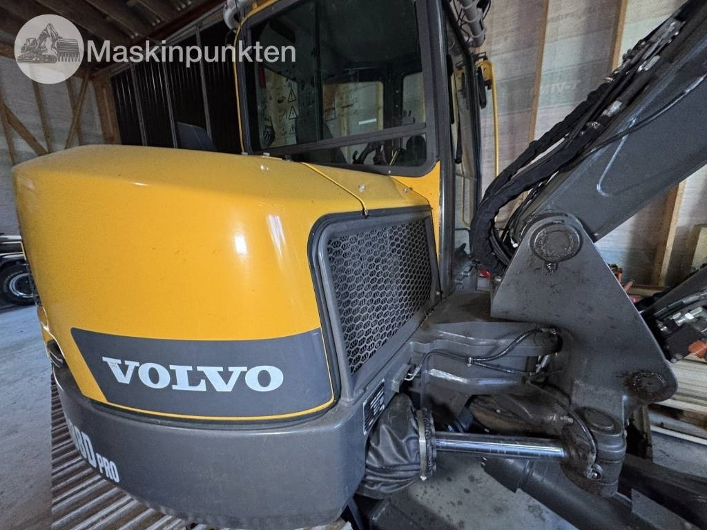 Mini excavator Volvo ECR 88 D: picture 46