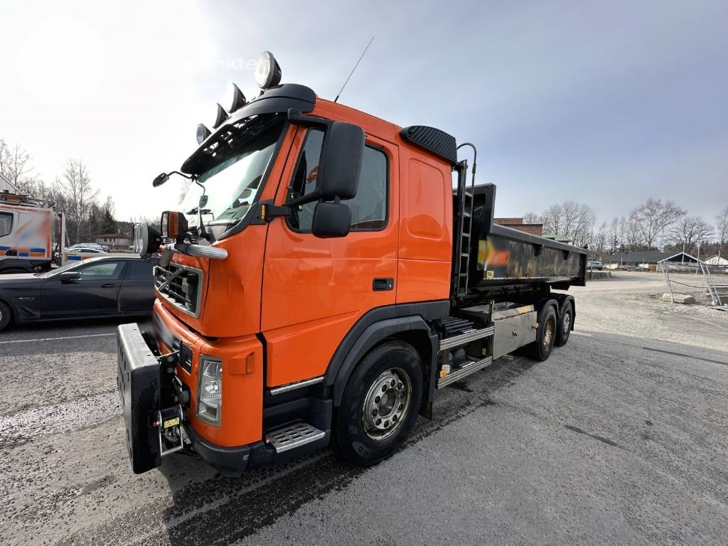 Volvo FM 380 - Hook lift truck: picture 1 Volvo FM 380 - Hook lift truck: picture 1