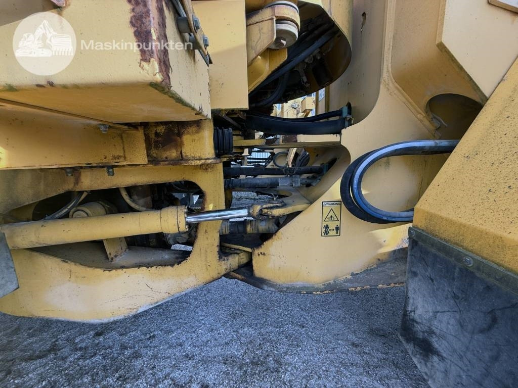 Wheel loader Volvo L 120 C: picture 45