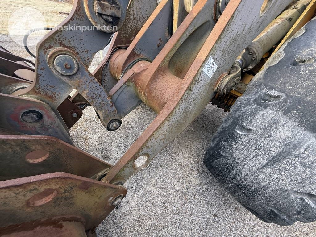 Wheel loader Volvo L 120 C: picture 29
