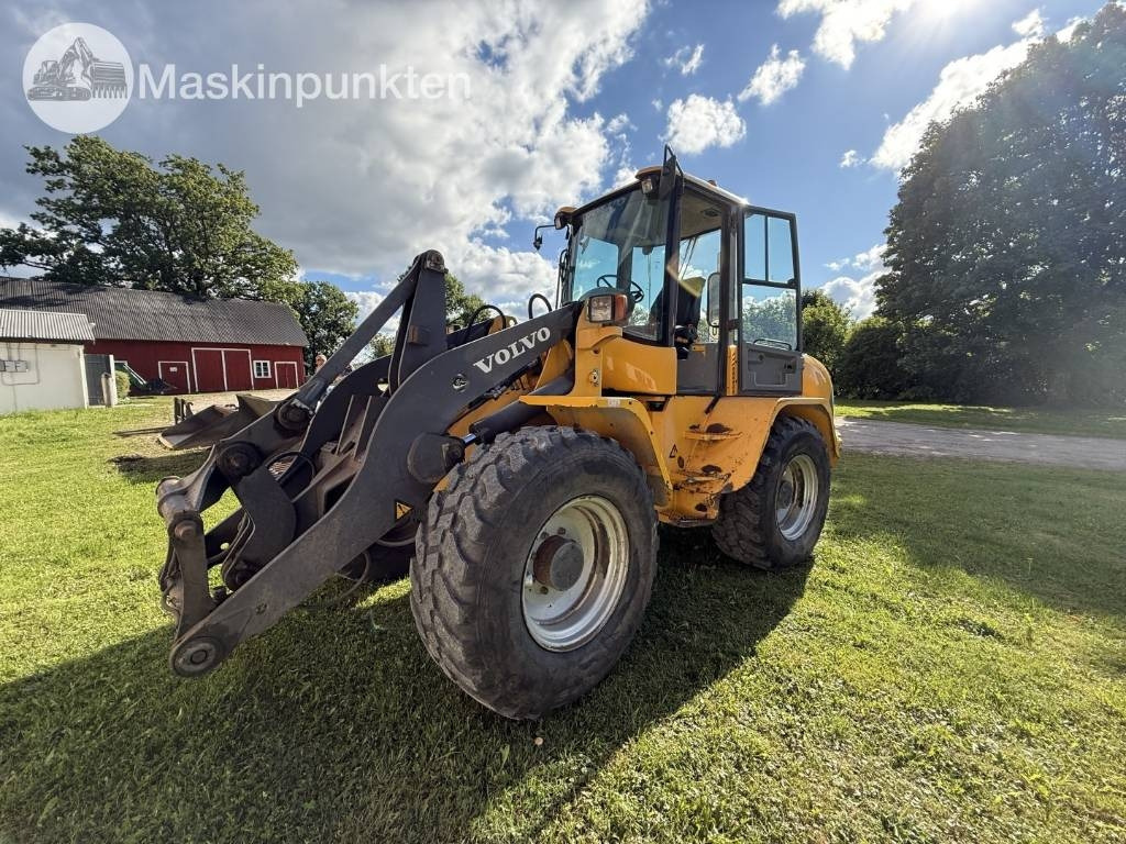 Volvo L 40 B - Wheel loader: picture 1 Volvo L 40 B - Wheel loader: picture 1