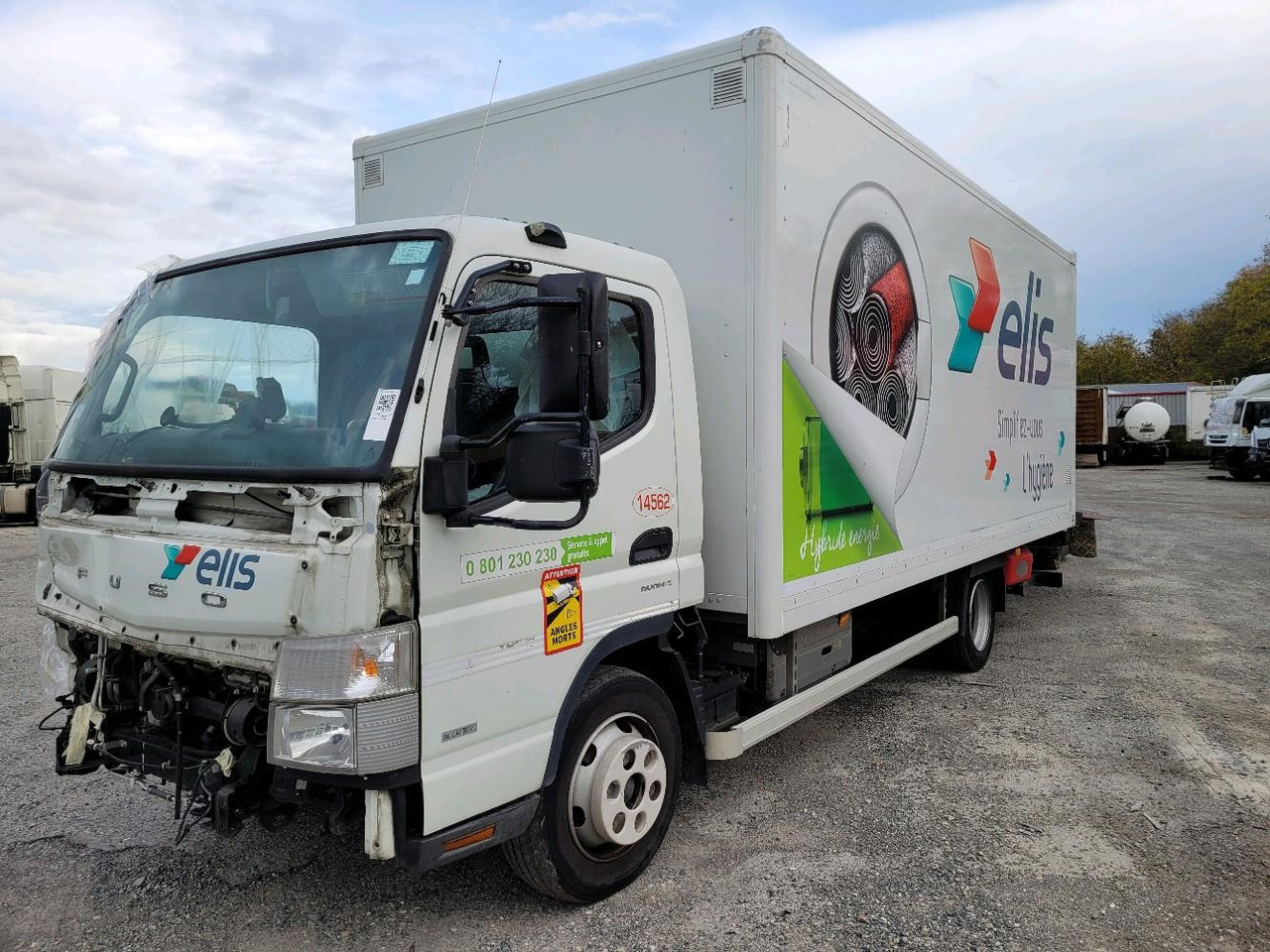 Box truck FUSO CANTER 7C15: picture 9