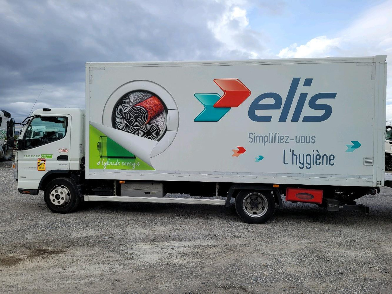 Box truck FUSO CANTER 7C15: picture 8