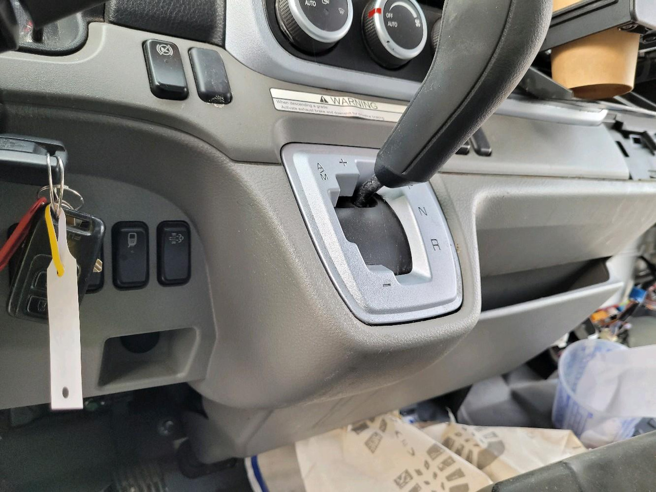 Box truck FUSO CANTER 7C15: picture 11