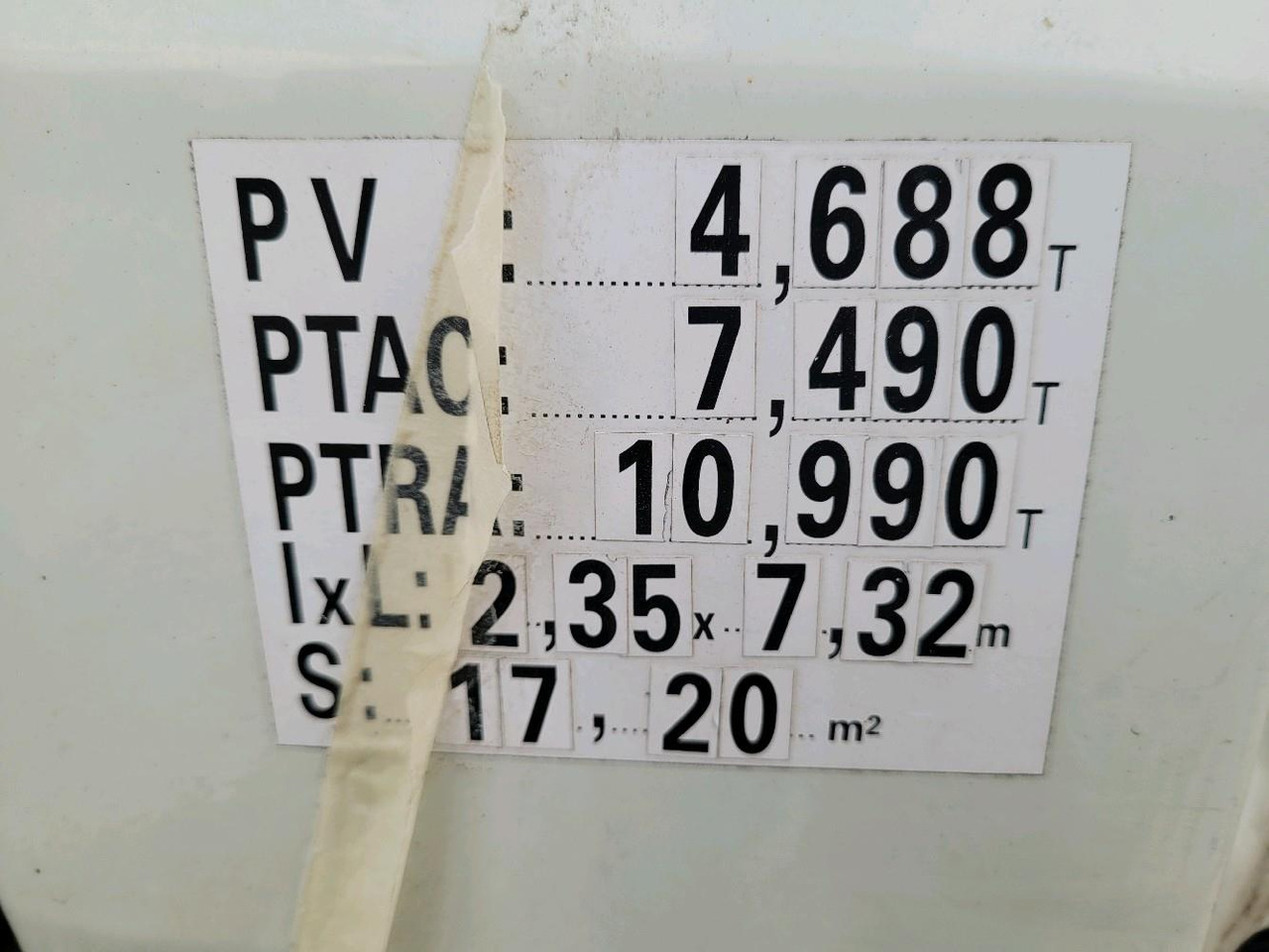 Box truck FUSO CANTER 7C15: picture 19