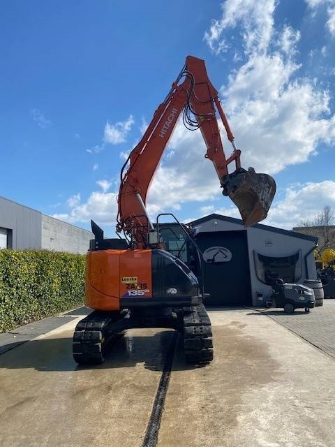 Hitachi 135US-6 - Crawler excavator: picture 4 Hitachi 135US-6 - Crawler excavator: picture 4