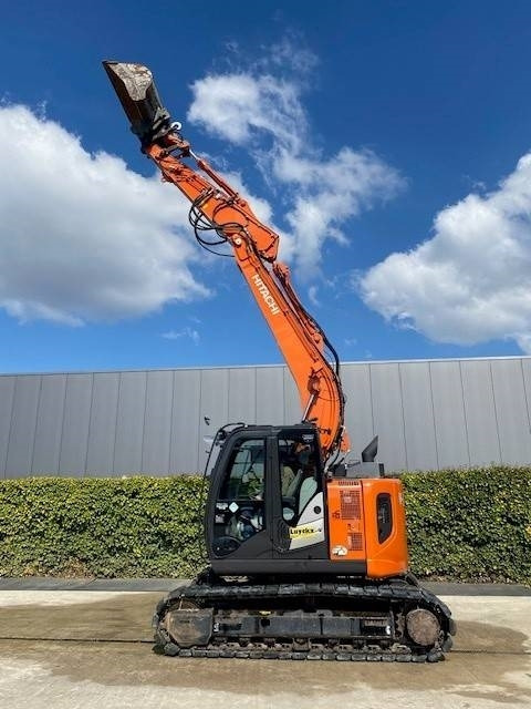 Hitachi 135US-6 - Crawler excavator: picture 1 Hitachi 135US-6 - Crawler excavator: picture 1