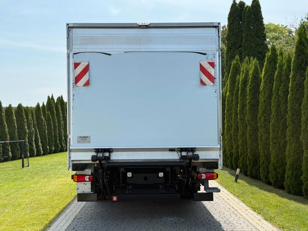 Refrigerator truck Iveco EUROCARGO 12T E22 CARRIER SUPRA 850 MT: picture 6