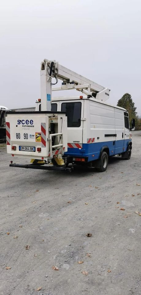 Mercedes-Benz VARIO 815D 17 M - Truck with aerial platform: picture 4 Mercedes-Benz VARIO 815D 17 M - Truck with aerial platform: picture 4