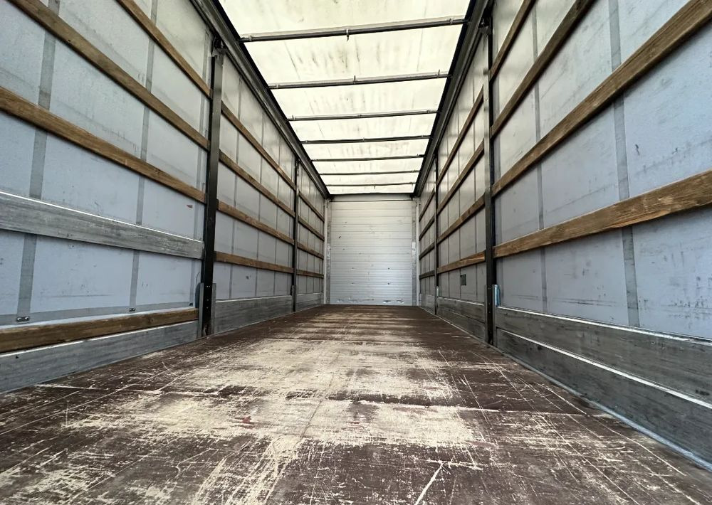 Renault D14 TAMDEM 101 m3 MANUAL KLIMATYZACJA POSTOJOWA - Curtain side truck: picture 4 Renault D14 TAMDEM 101 m3 MANUAL KLIMATYZACJA POSTOJOWA - Curtain side truck: picture 4