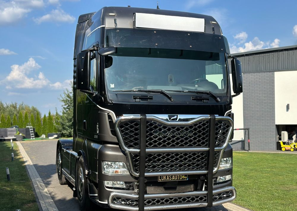 MAN TGX 18.580 D38 XXL RETARDER - Tractor truck: picture 3 MAN TGX 18.580 D38 XXL RETARDER - Tractor truck: picture 3
