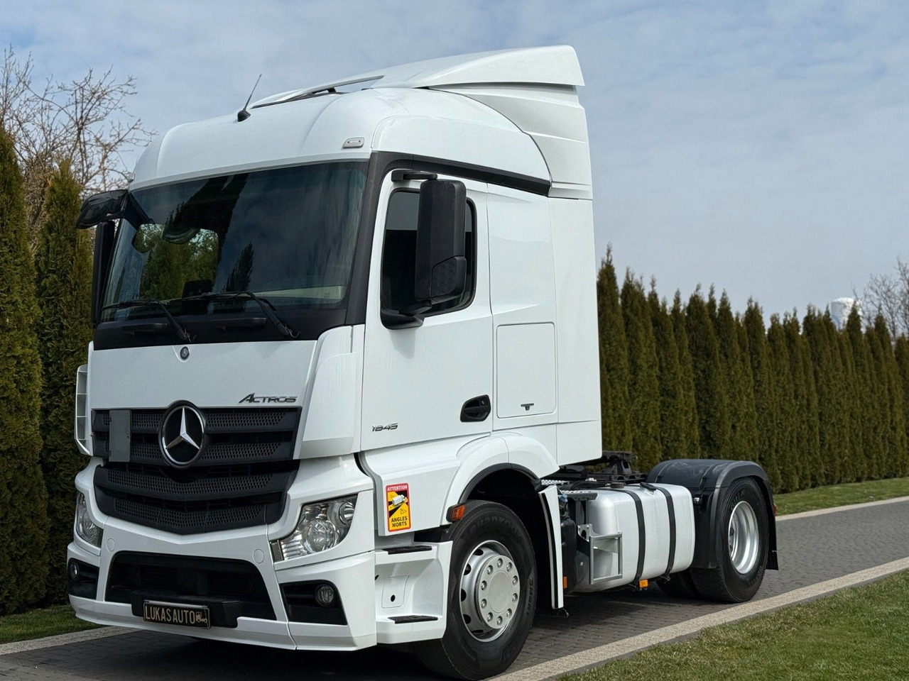 Mercedes-Benz ACTROS 1845 HYDRAULIC - Tractor truck: picture 1 Mercedes-Benz ACTROS 1845 HYDRAULIC - Tractor truck: picture 1